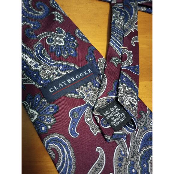 Claybrooke 100% Silk Dominican Republic Men's Tie - Picture 2 of 3